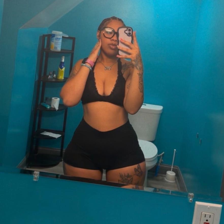  is Female Escorts. | Toledo | Ohio | United States | AmorousHug