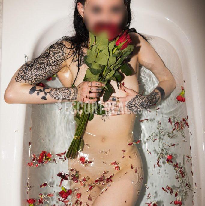 is Female Escorts. | Canberra |  | Australia | AmorousHug