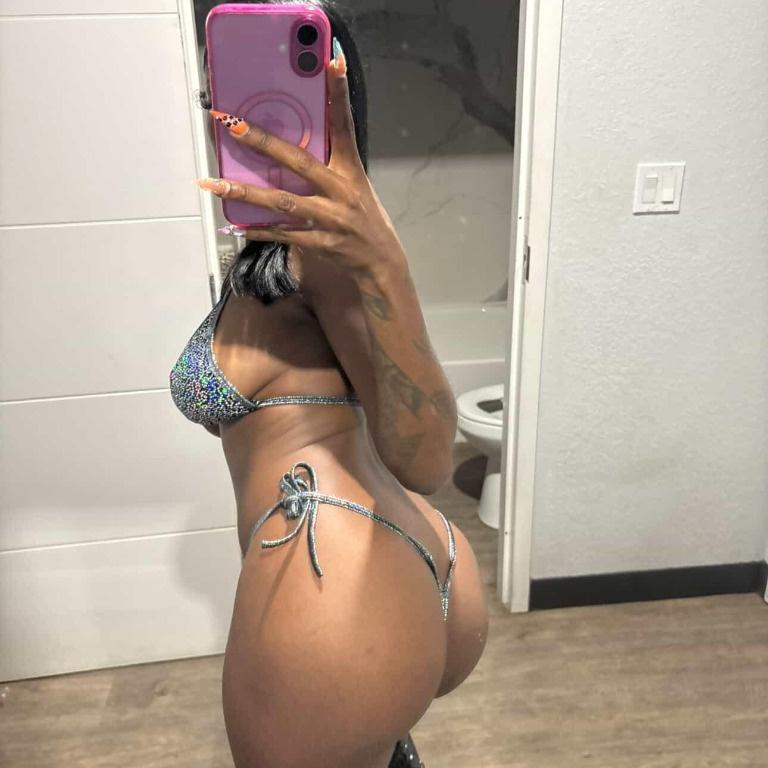  is Female Escorts. | Space Coast | Florida | United States | AmorousHug