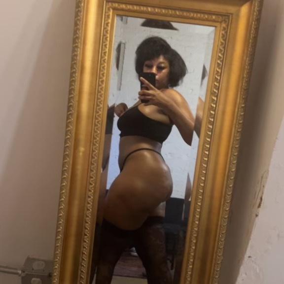  is Female Escorts. | Harrisonburg | Virginia | United States | AmorousHug