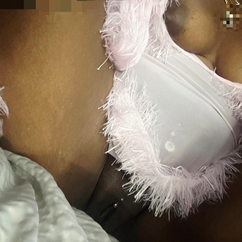  is Female Escorts. | Hampton | Virginia | United States | AmorousHug