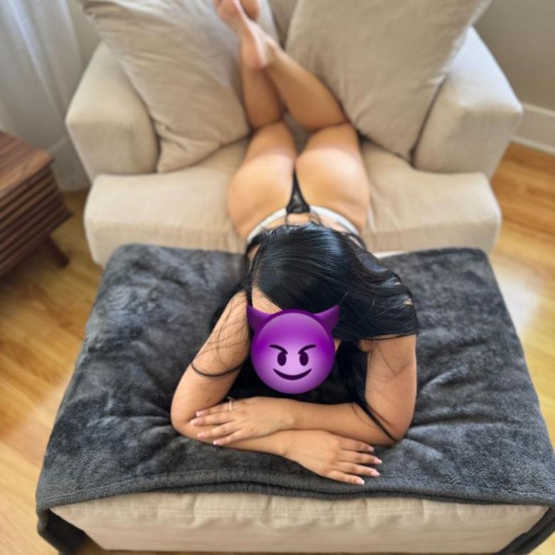  is Female Escorts. | Seattle | Washington | United States | AmorousHug