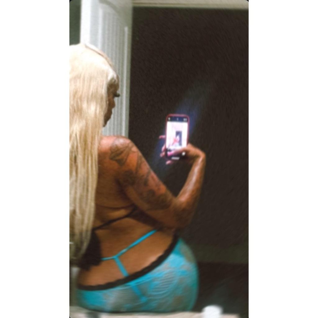  is Female Escorts. | Long Beach | California | United States | AmorousHug