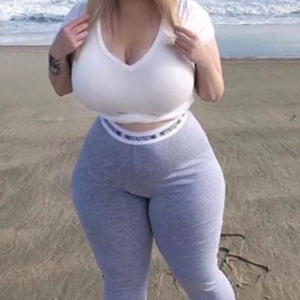  is Female Escorts. | Muscle Shoals | Alabama | United States | AmorousHug