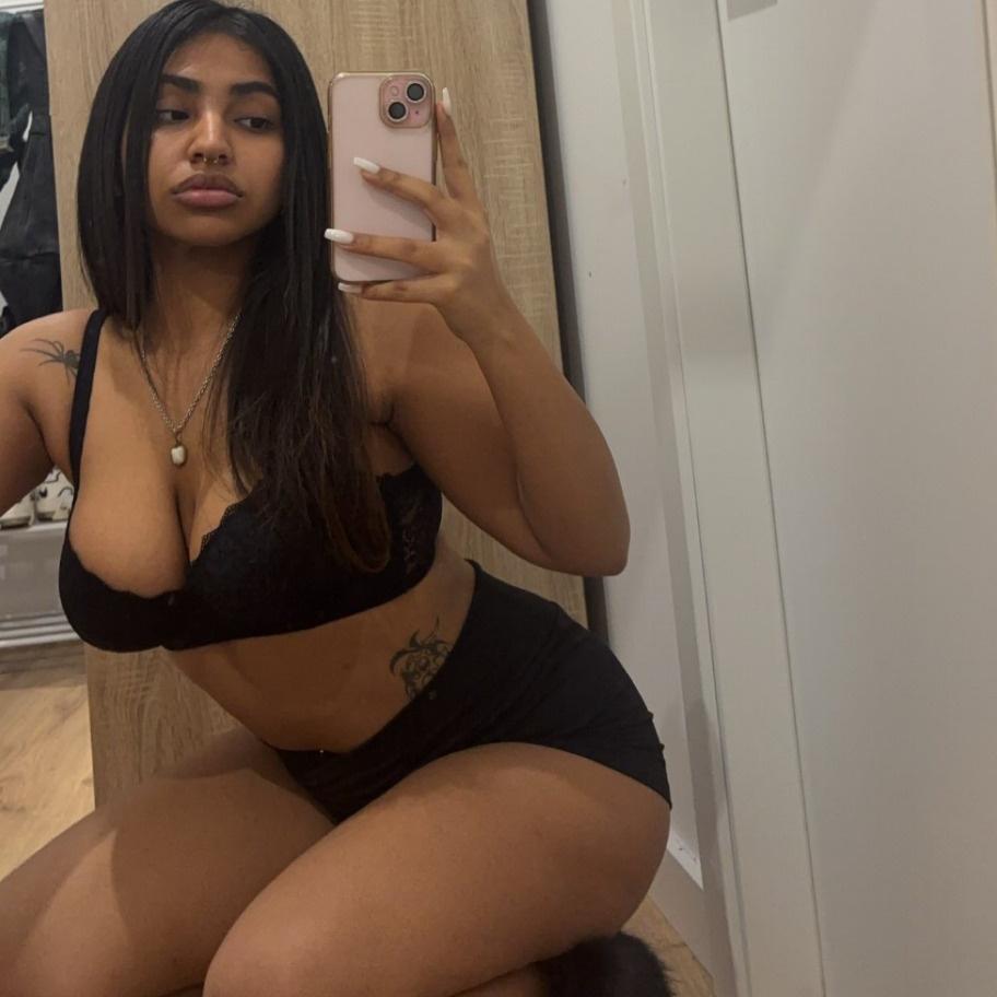  is Female Escorts. | Sierra Vista | Arizona | United States | AmorousHug