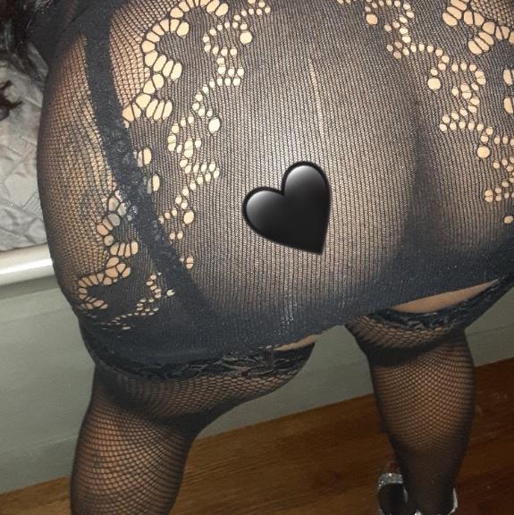  is Female Escorts. | Hartford | Connecticut | United States | AmorousHug