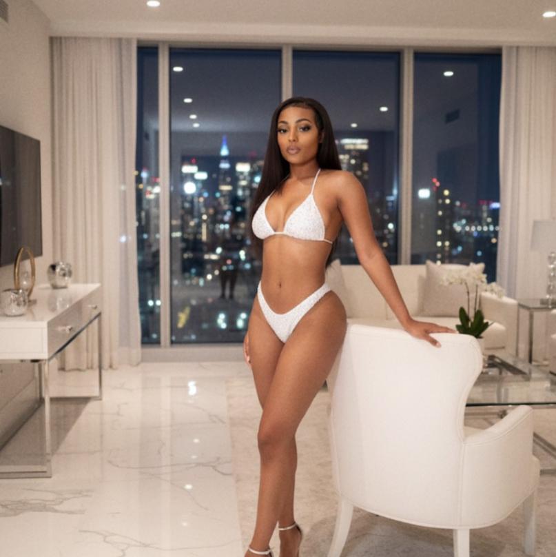  is Female Escorts. | Seattle | Washington | United States | AmorousHug