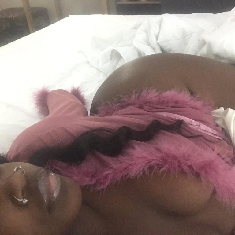  is Female Escorts. | Birmingham | Alabama | United States | AmorousHug