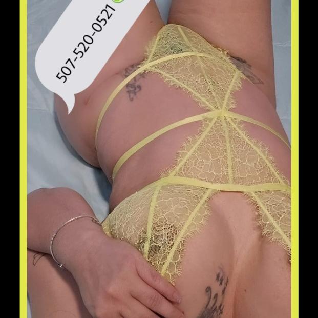  is Female Escorts. | Mankato | Minnesota | United States | AmorousHug