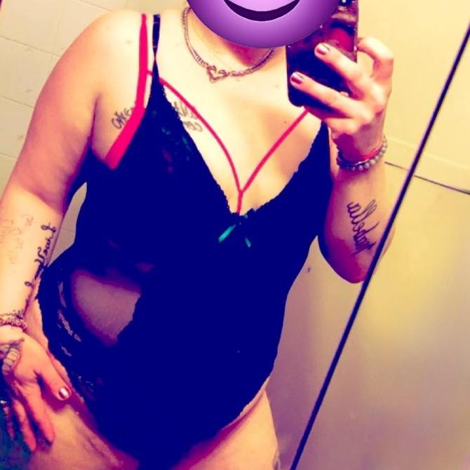  is Female Escorts. | Edmonton | Alberta | Canada | AmorousHug