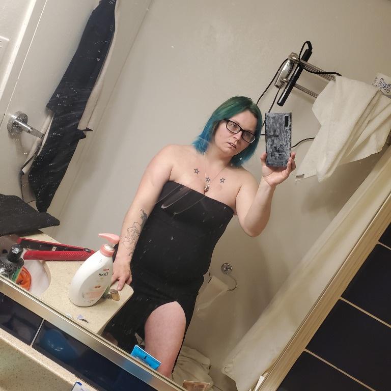  is Female Escorts. | Edmonton | Alberta | Canada | AmorousHug