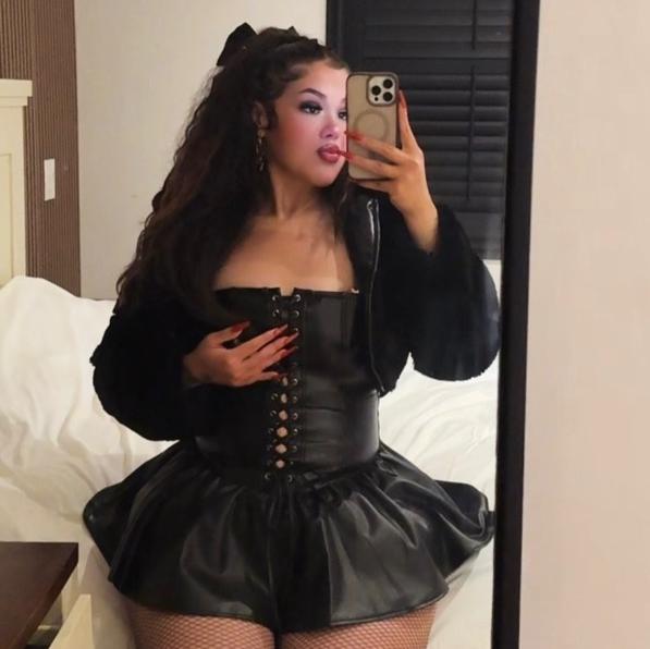  is Female Escorts. | Orange County | California | United States | AmorousHug