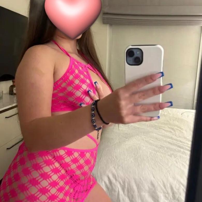  is Female Escorts. | Ft Wayne | Indiana | United States | AmorousHug