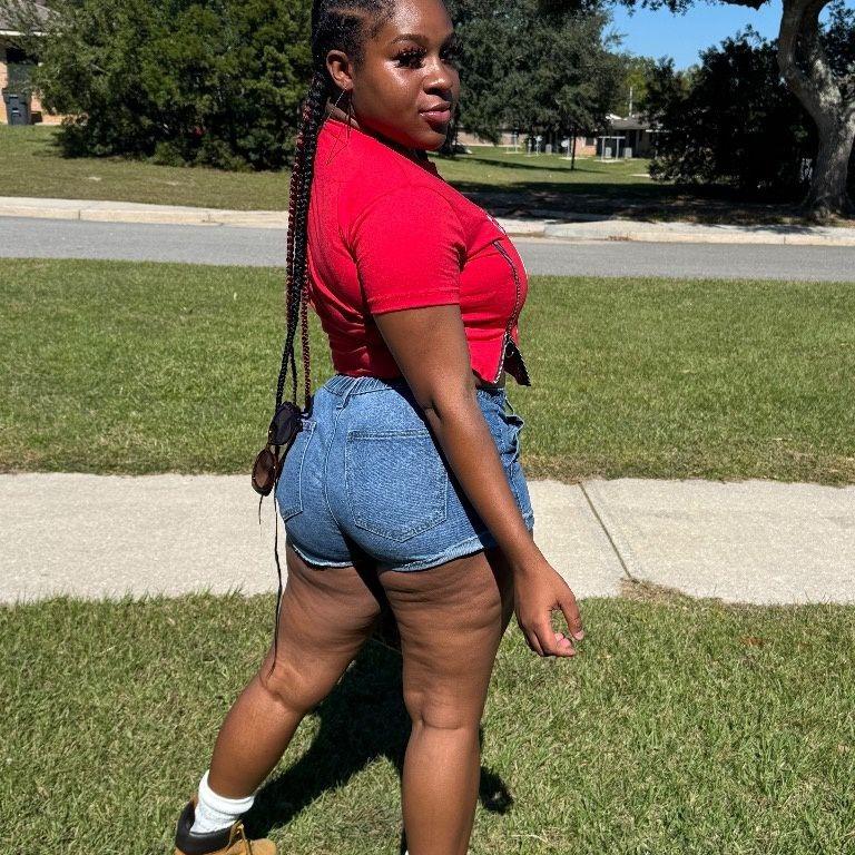  is Female Escorts. | Pueblo | Colorado | United States | AmorousHug