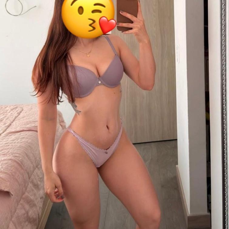  is Female Escorts. | Long Island | New York | United States | AmorousHug