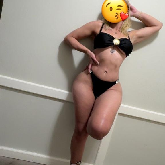  is Female Escorts. | Corpus Christi | Texas | United States | AmorousHug