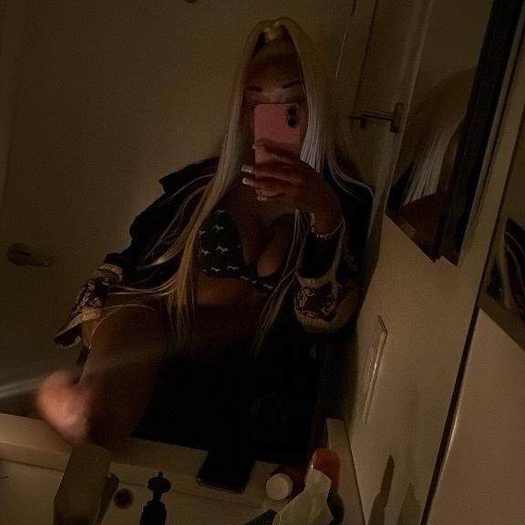  is Female Escorts. | Roanoke | Virginia | United States | AmorousHug