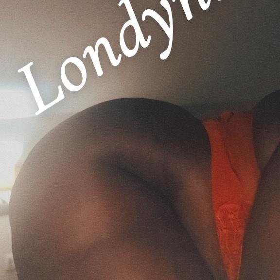  is Female Escorts. | Palm Springs | California | United States | AmorousHug