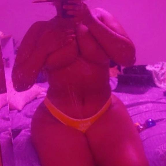  is Female Escorts. | St. Cloud | Minnesota | United States | AmorousHug