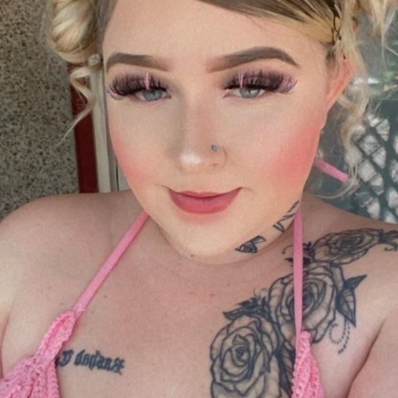  is Female Escorts. | New Haven | Connecticut | United States | AmorousHug