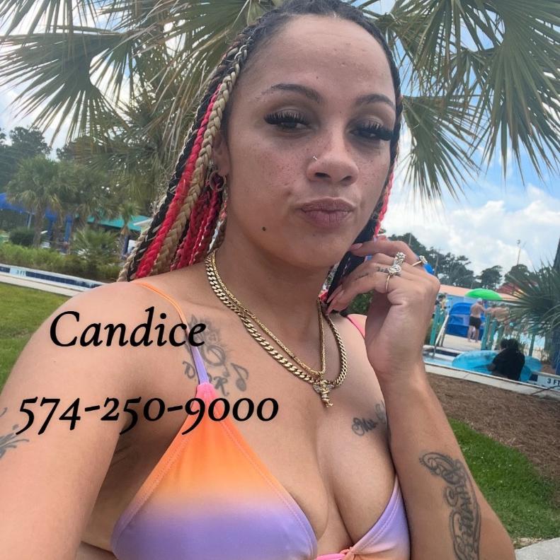  is Female Escorts. | Bowling Green | Kentucky | United States | AmorousHug