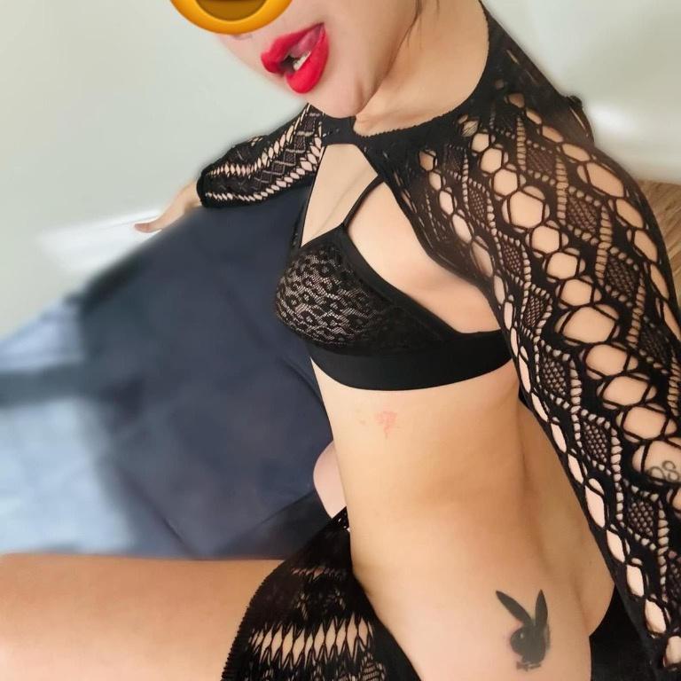  is Female Escorts. | Memphis | Tennessee | United States | AmorousHug