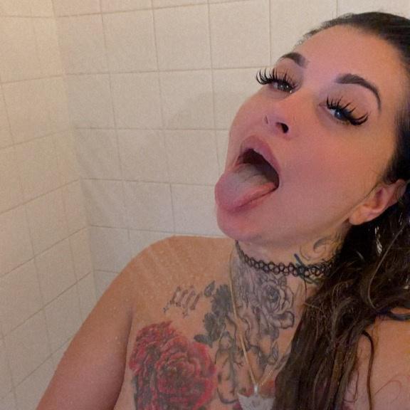  is Female Escorts. | Duluth | Minnesota | United States | AmorousHug