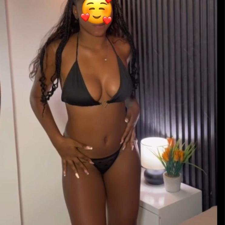  is Female Escorts. | Little Rock | Arkansas | United States | AmorousHug