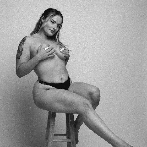  is Female Escorts. | Jeff City | Missouri | United States | AmorousHug