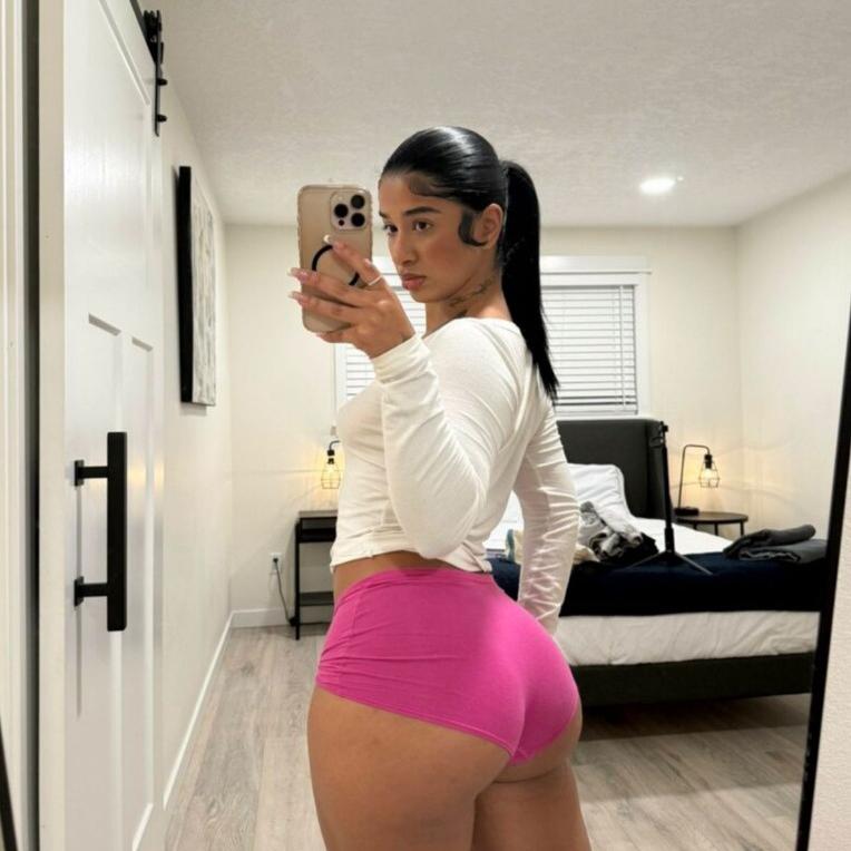  is Female Escorts. | Fargo | North Dakota | United States | AmorousHug