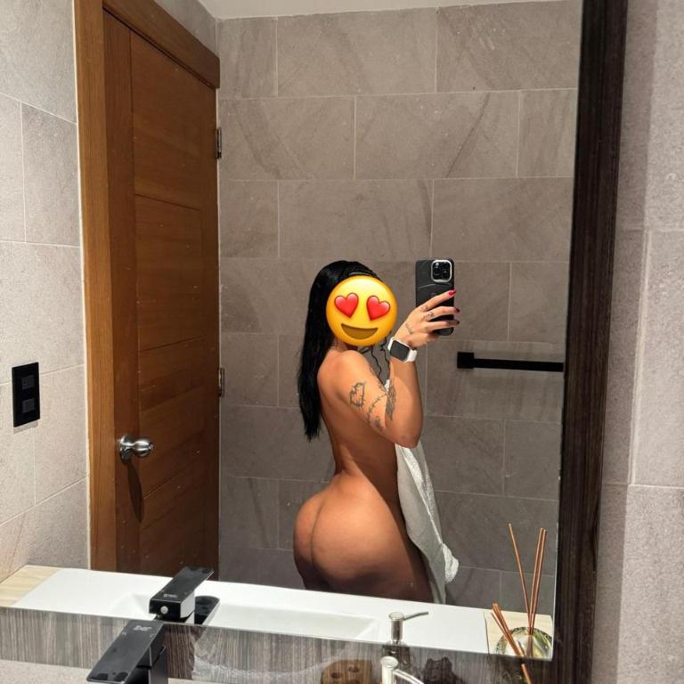 is Female Escorts. | Los Angeles | California | United States | AmorousHug