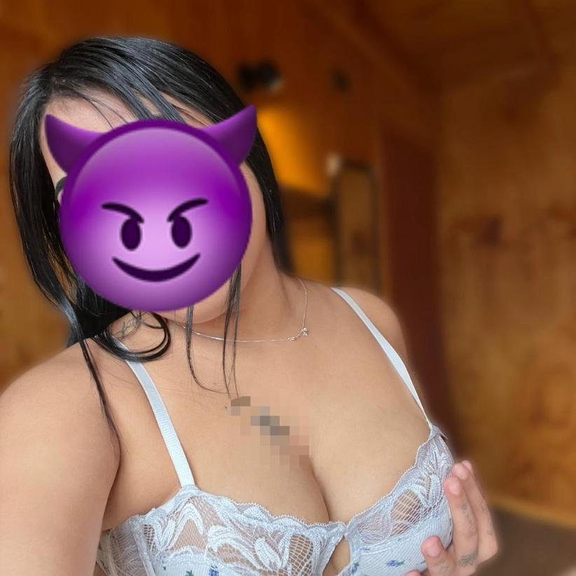  is Female Escorts. | Memphis | Tennessee | United States | AmorousHug