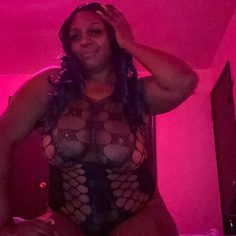  is Female Escorts. | Racine | Wisconsin | United States | AmorousHug