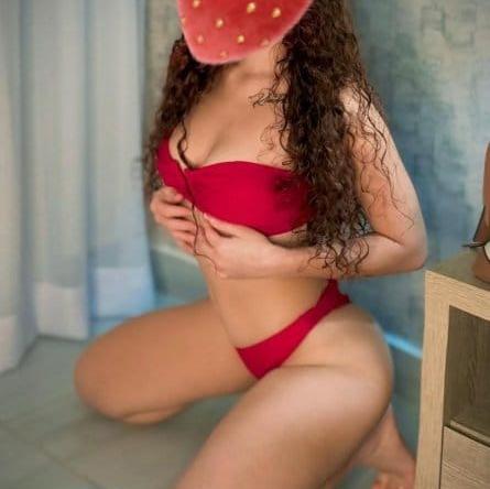  is Female Escorts. | Boston | Massachusetts | United States | AmorousHug