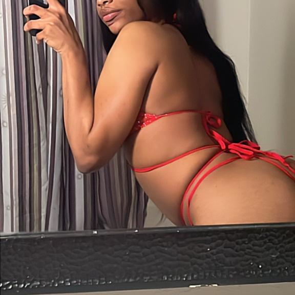  is Female Escorts. | Memphis | Tennessee | United States | AmorousHug