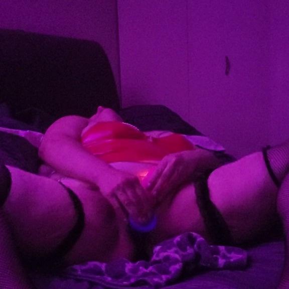  is Female Escorts. | Niagara | Ontario | Canada | AmorousHug