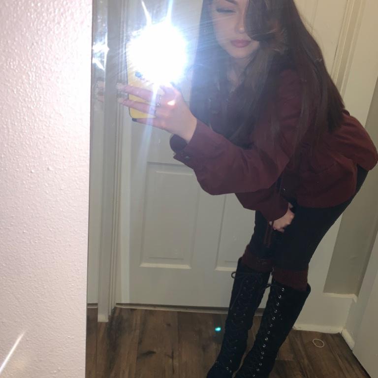  is Female Escorts. | Ft Wayne | Indiana | United States | AmorousHug