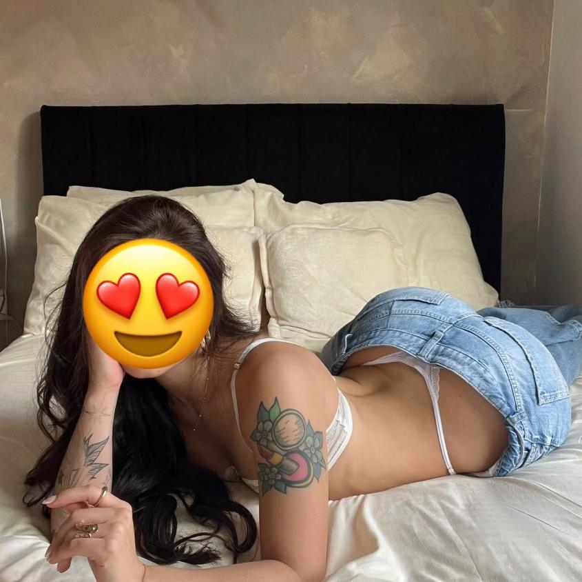  is Female Escorts. | Queens | New York | United States | AmorousHug