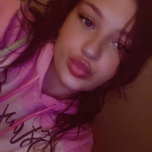  is Female Escorts. | Bridgeport | Connecticut | United States | AmorousHug