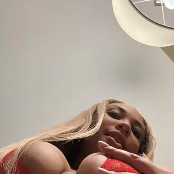  is Female Escorts. | Hartford | Connecticut | United States | AmorousHug