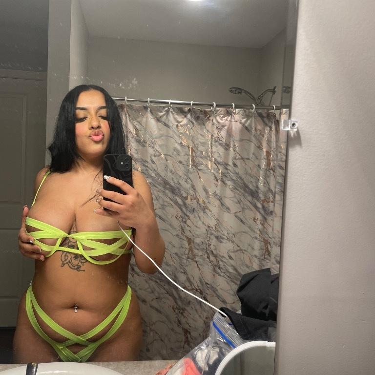  is Female Escorts. | Reading | Pennsylvania | United States | AmorousHug