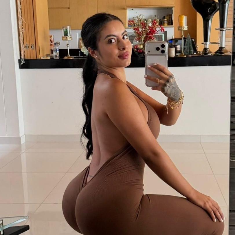  is Female Escorts. | Warwick | Rhode Island | United States | AmorousHug