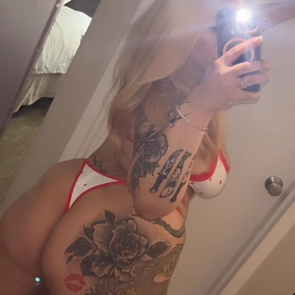  is Female Escorts. | Palm Springs | California | United States | AmorousHug