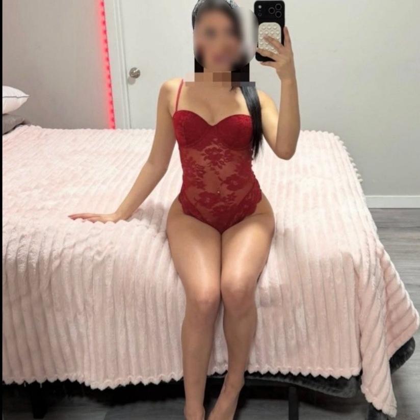  is Female Escorts. | Norfolk | Virginia | United States | AmorousHug