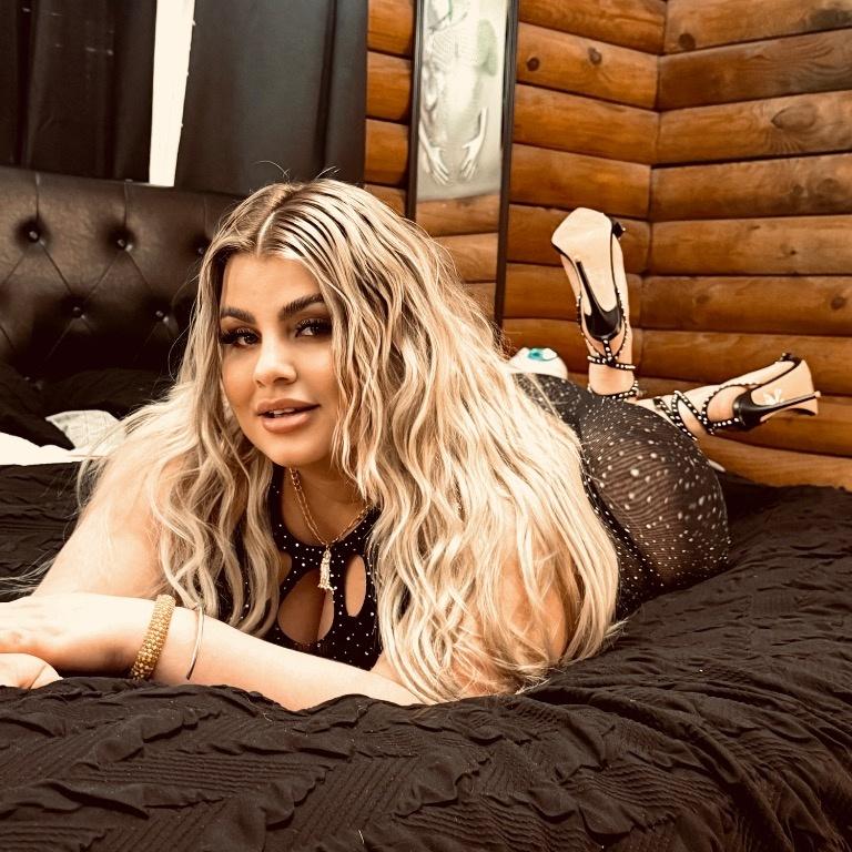  is Female Escorts. | Hickory | North Carolina | United States | AmorousHug