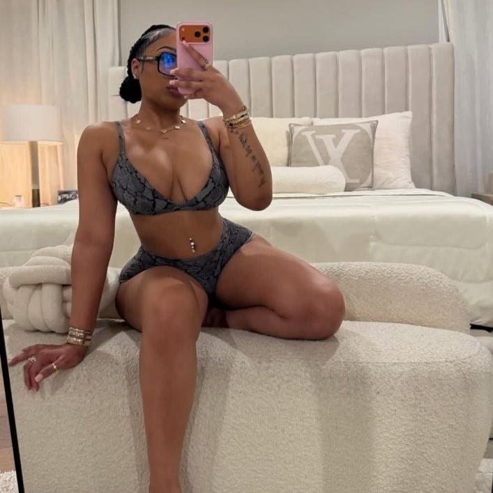  is Female Escorts. | Olympia | Washington | United States | AmorousHug