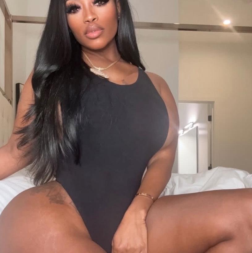  is Female Escorts. | Peoria | Illinois | United States | AmorousHug