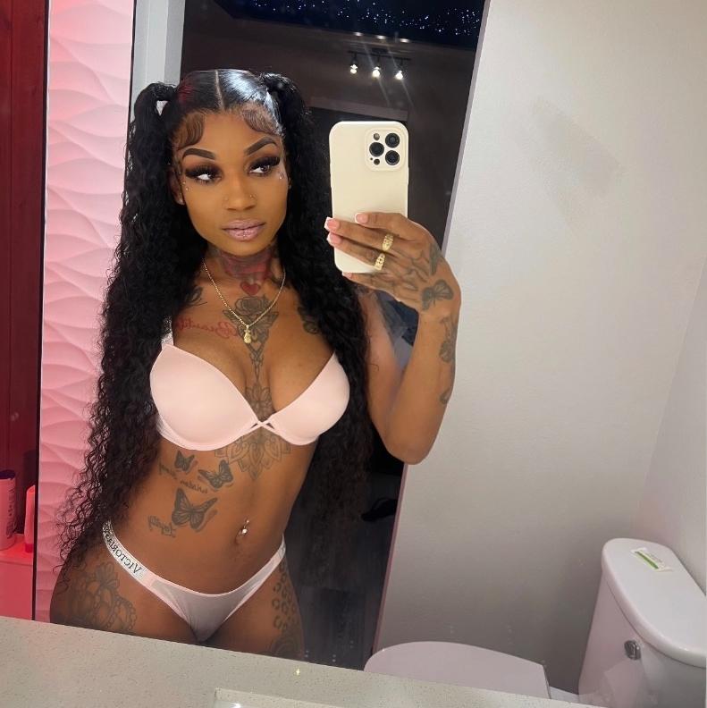  is Female Escorts. | Greenville | South Carolina | United States | AmorousHug
