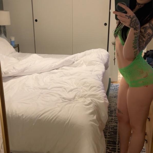  is Female Escorts. | Fayetteville | Arkansas | United States | AmorousHug