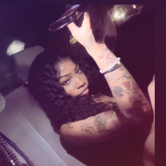  is Female Escorts. | Jacksonville | Florida | United States | AmorousHug
